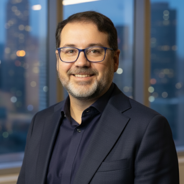 Simon Fennen, APAC Solution Architect for GSI Partners, RED HAT