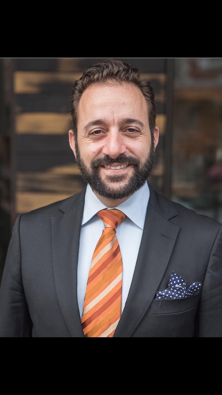 Emmanuel Benardos, General Manager - Food and Beverage, Fairmont Singapore & Swissotel The Stamford
